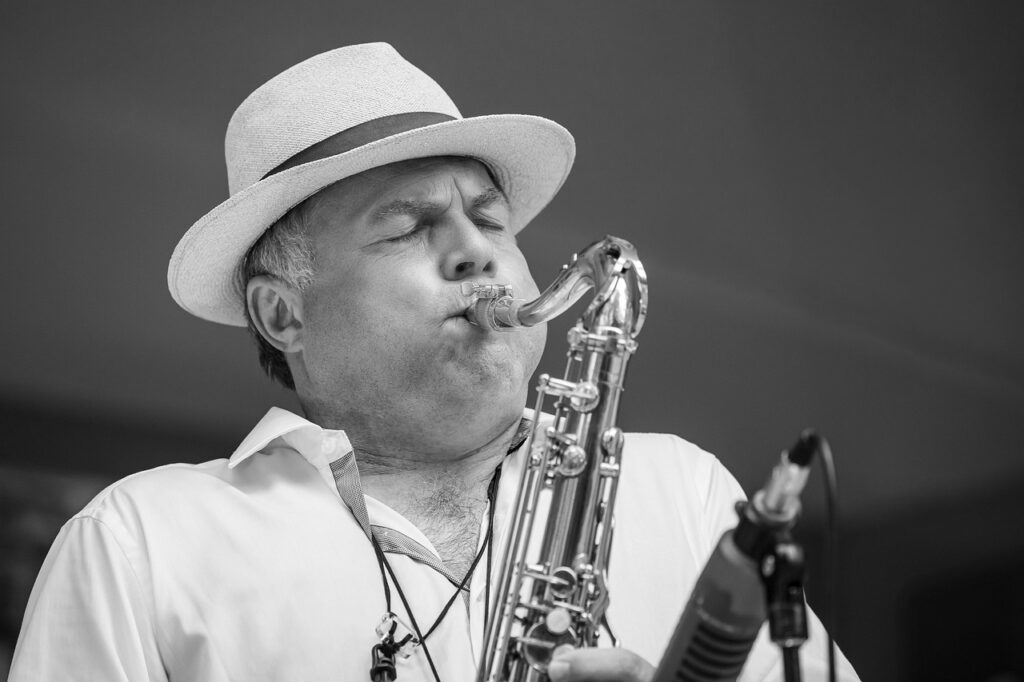 たるみ対策に効果的な韓国コスメでリフトアップする方法は？