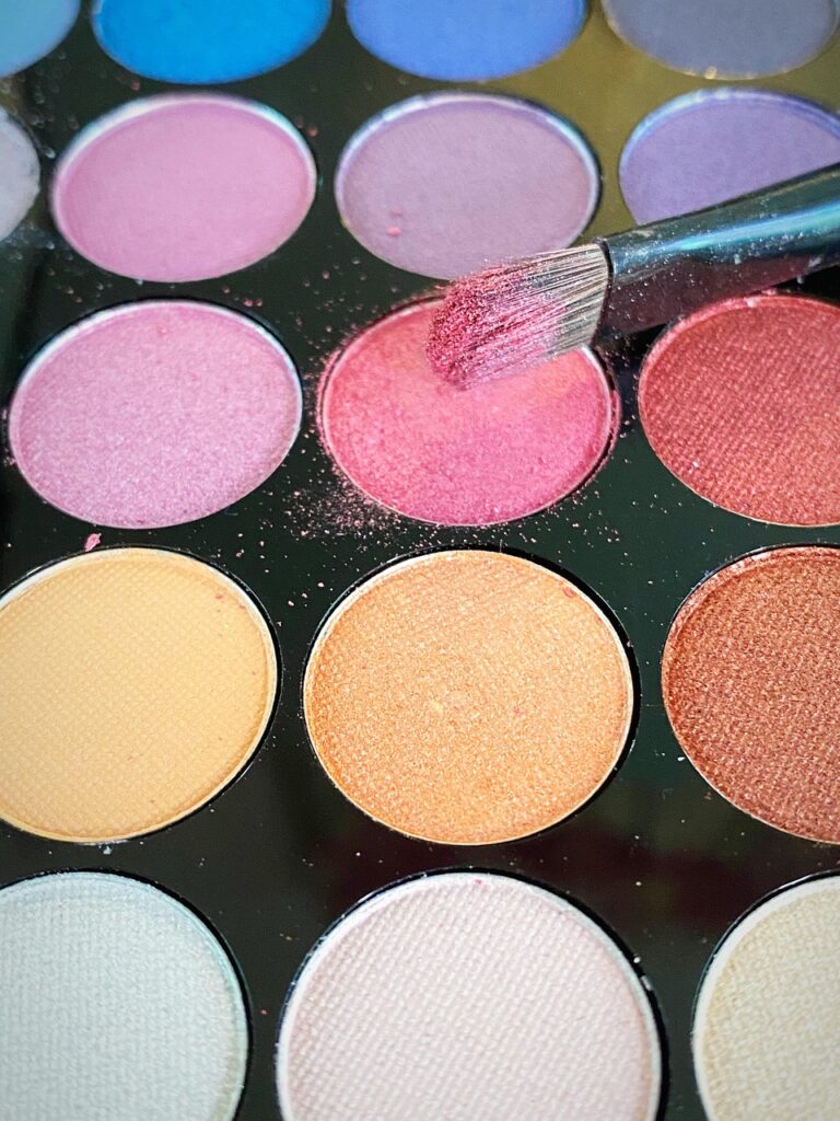 韓国アイシャドウパレットのおすすめ商品はどれ？